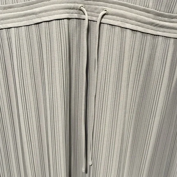 Club Monaco woven pleated midi dress in green - size 4 - Picture 9 of 12